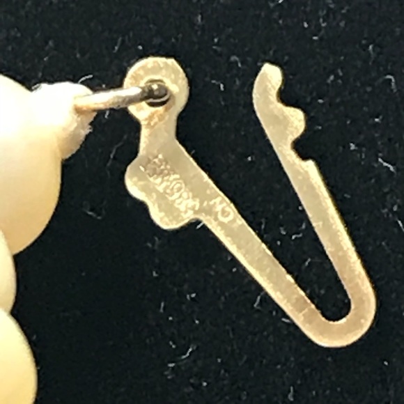 7 Strand Twisted Pearl Necklace 14 KT gold Clasp - Picture 8 of 8